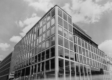 JJMACK-Black-White-Print